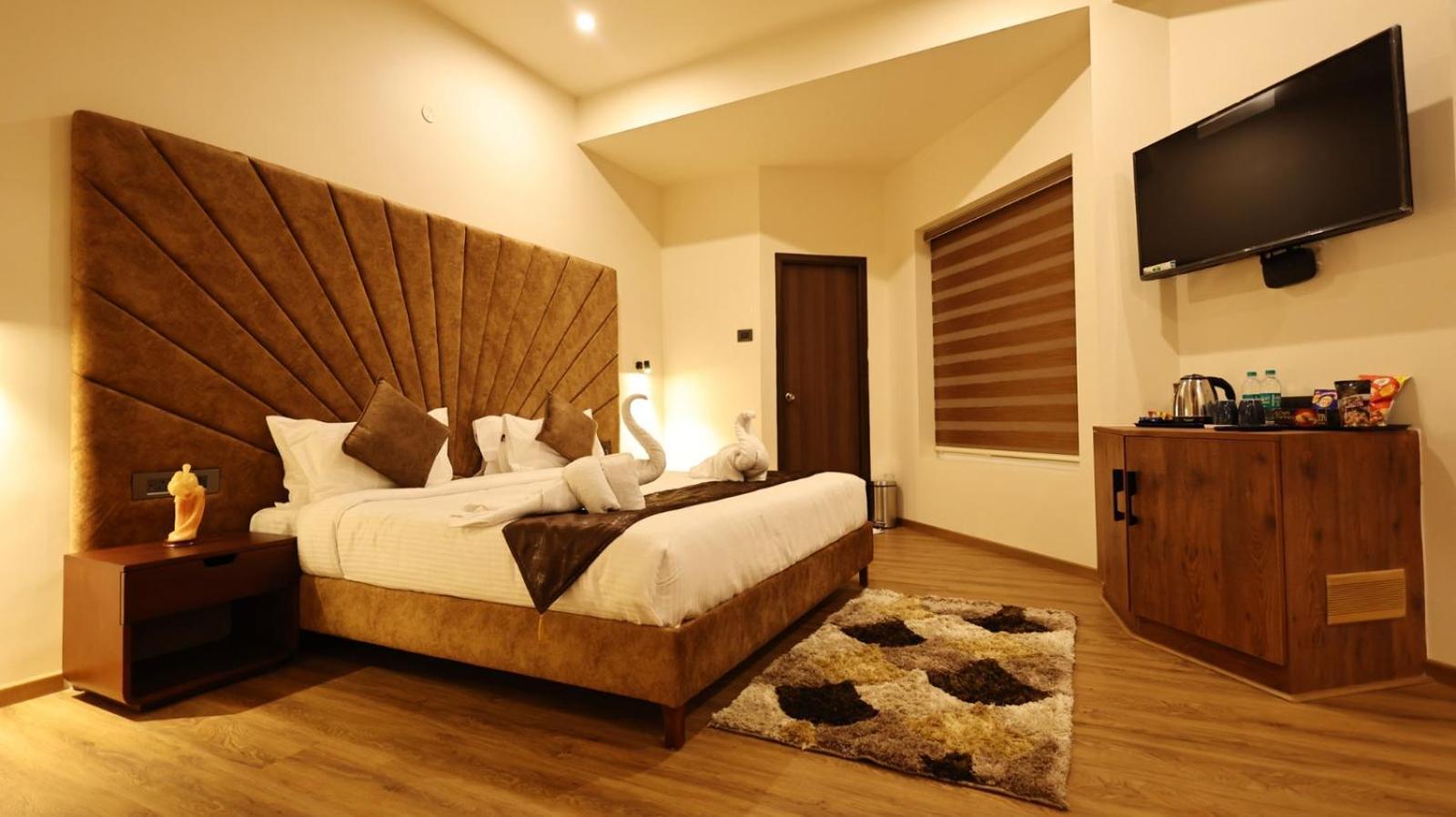 Hotel Elpaso Салем Экстерьер фото